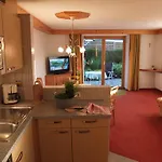 Rief Daheim Beim Wanderprofi Adults Only * تانهايم
