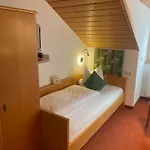 Rief Daheim Beim Wanderprofi Adults Only