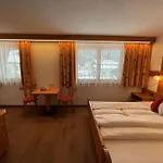 Appartement Rief Daheim Beim Wanderprofi Adults Only *