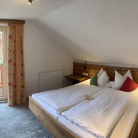 Wanderpension - Garni Rief - Adults Only Tannheim